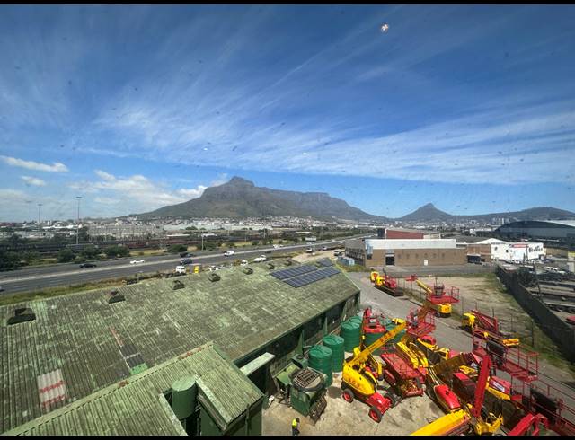 920M² OFFICE TO LET IN PAARDEN EILAND